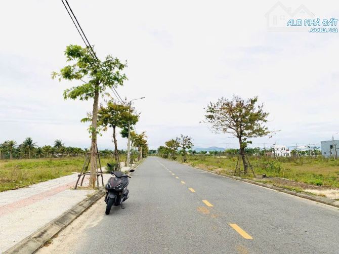 Bán cặp đất 200m sạch đẹp mặt tiền đường Đầm Sen Block B2-114 sát Sông Khu Nam Hoà Xuân - 4