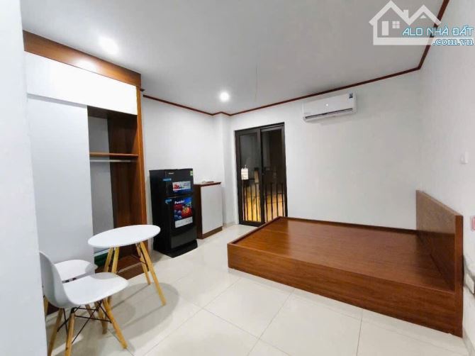QUỐC TỬ GIÁM - Toà 28 CHDV khép kín S115m2, 8 tầng, MT 10m - Thang máy - Dòng tiền 2tỷ - 4