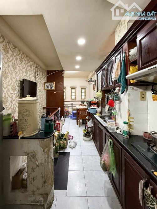 🔥 PHỐ TÂY – BÙI VIỆN CỰC HIẾM 🔥QUẬN 1 – 4,95 TỶ . Diện tích 3 x 9m (công nhận 25m²) - 4