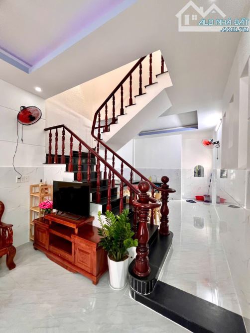 bán căn nhà- 52m2- gần đường lê thị ngay- 2 phòng ngủ-2wc- gọi cho em xem nhà - 4