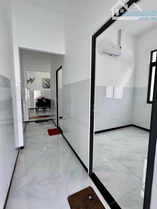 CHỦ KẸT VỐN BÁN NHANH NHÀ CẤP 4 HIỆN ĐẠI VỪA XÂY XONG CHƯA Ở - 4