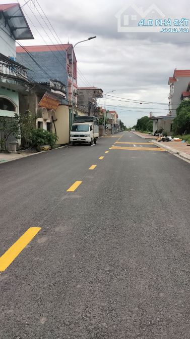 Kiêu Kỵ Trục Chính Đường Gom 5B- 61m MT6m - Ngõ Thông kinh doanh ô tô đỗ - 4