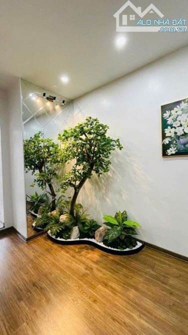 BÁN CĂN HỘ TT QUÂN ĐỘI - 120 HOÀNG QUỐC VIỆT - DT: 31/100M2, 3 NGỦ 2WC - 4.59 TỶ - 4