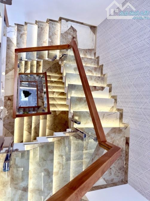 BÁN NHÀ LUXURY BÀ ĐIỂM – GARA Ô TÔ – FULL NỘI THẤT CAO CẤP – GIÁ 7,5 TỶ - 4