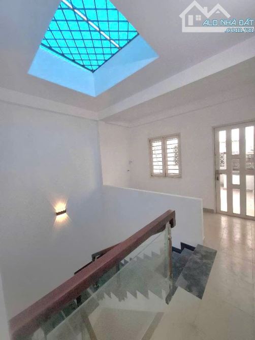 ⭐⭐⭐Bán Nhà Lê Văn Quới , DT: 4m x 20m , Mới Xây 3 Lầu Dọn Vào Ở Liền , Gấp Gấp Bán - 4