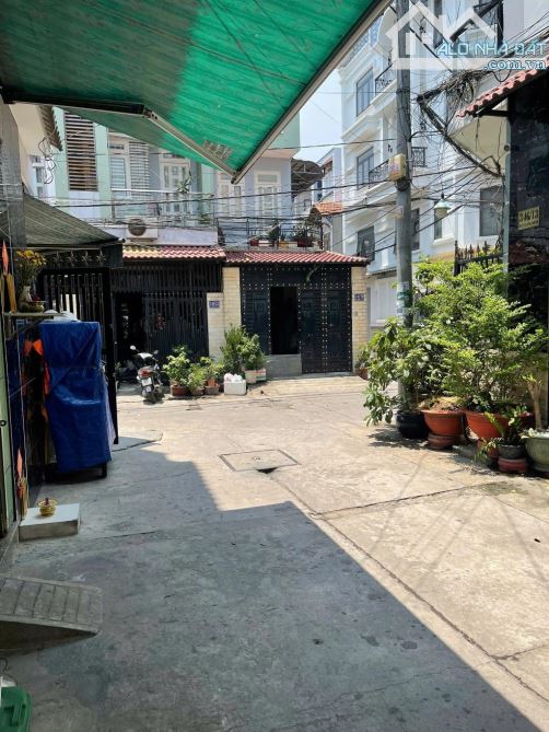 Nhà 3 tầng đẹp-DTSD 63m2-Hẻm5m- mã lò-bình trị đông a-bình tân 2.5 tỷ TL - 4