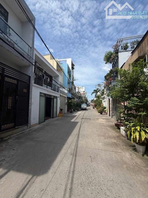 CHỦ CẦN TIỀN BÁN GẤP - NHÀ KHU TÊN LỬA - BÌNH TÂN - 24M2- 3,4 TỶ TL - 4