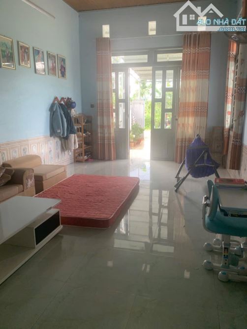 Bán Nhà mặt tiền đường Nguyễn Trường Tộ, cách đường Y Wang 400m! - 4