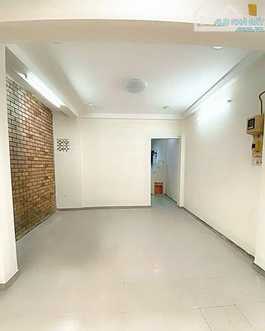 Nhà đẹp 4PN Dương Bá Trạc, 3 tầng, 40m2, cách vài căn ra hxh - 4