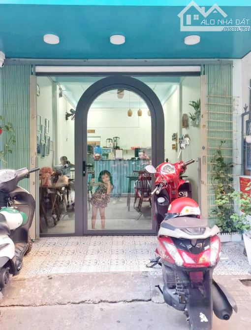 Nhà mới, (2PN, 2WC), HXH 139/2A Nguyễn Tiểu La Q11. Nhỉnh 12 triệu/th - 4