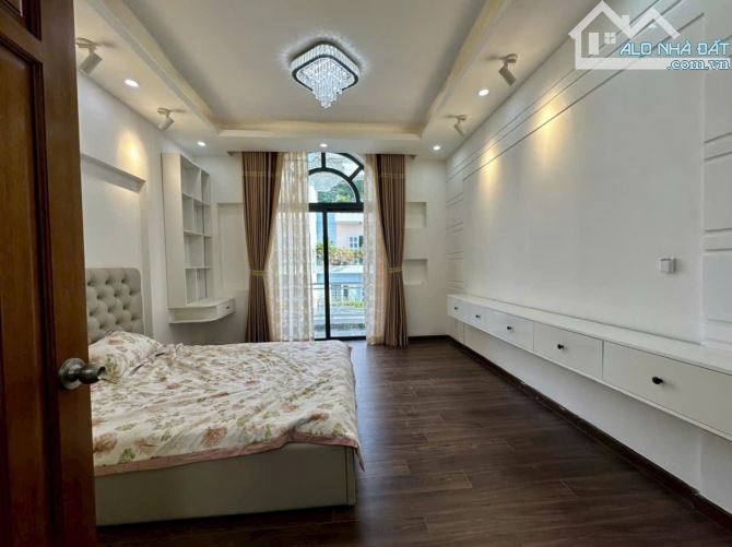 Bán nhà hẻm 7m 1979 Huỳnh Tấn Phát, Nhà Bè, DT 4 x18m, 3 lầu, St. Giá 9,8 tỷ - 4