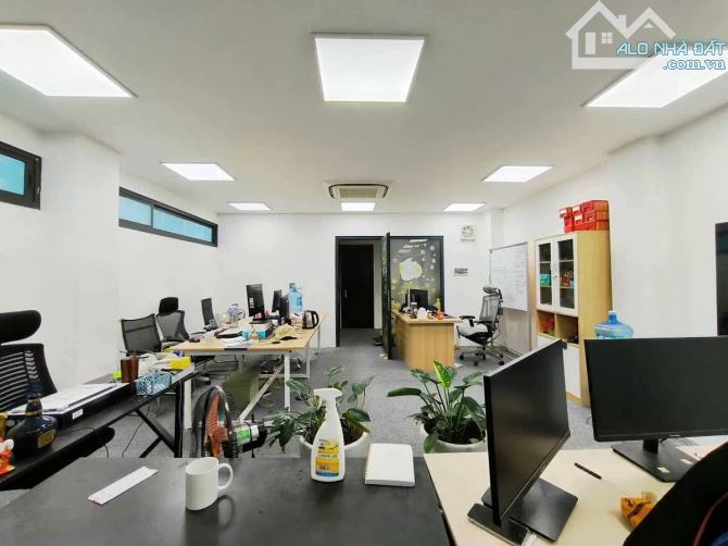 Nhà liền kề KĐT mới Đại Kim, vỉa hè, oto dừng đỗ 24/24h, sổ 64m2, nhà đẹp. Giá 22.6 tỷ - 4