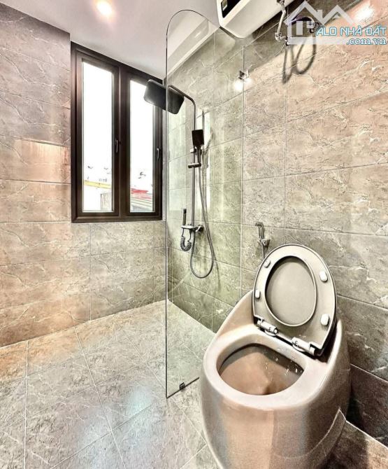Bán nhà Chùa Hàng, Trần Nguyên Hãn,  Lê Chân, Hải Phòng. 3 tầng, 70m2, 3,636 tỷ. Ngang 8m, - 4