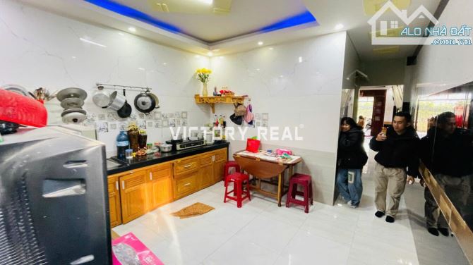 Cần bán nhà cấp 4 100m2, ngang 4, dài 25 mét Hẻm xe hơi đường Hồ Xuân Hương, P.09, Đà Lạt - 4