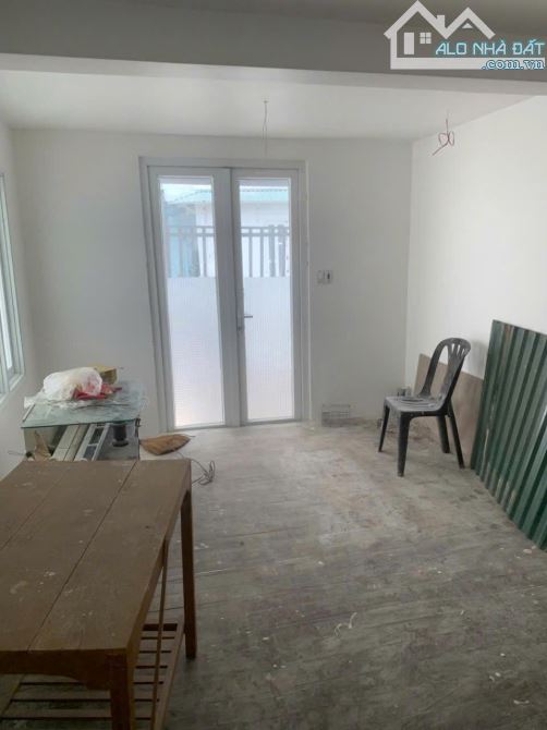 Cần bán gấp Nhà Cấp 4 Hẻm xe máy giá siêu hời để đầu tư - 4