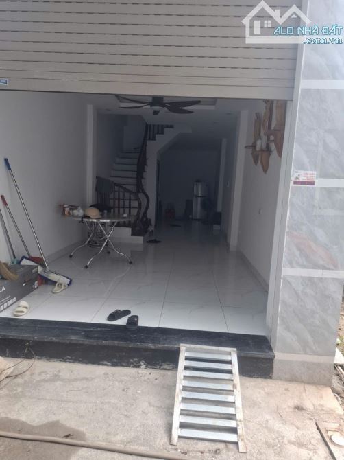 Bá,n Nhà Vân Côn - Hoài Đức, 40m2*4Tầng, Dân Xây Độc Lập, ngõ nông chỉ 50m ra ôtô dừng đỗ. - 4