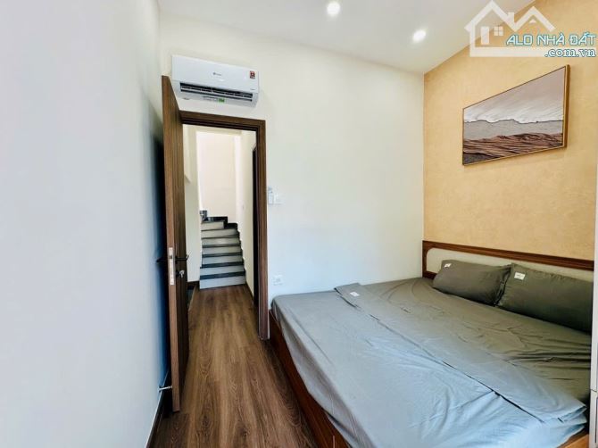 Giáp Quận 1 | Lê Văn Duyệt Sẵn Nội Thất | 30m2 3 Tầng ~ 3 phòng ngủ | Phân khúc 4tỷ  . 1 T - 4