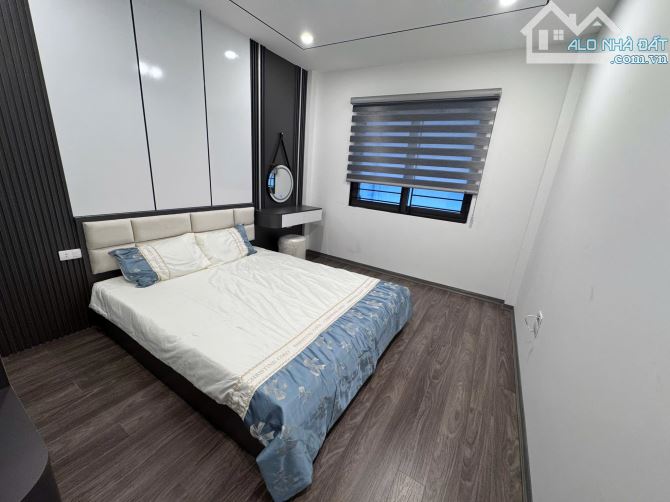Bán Gấp Nhà 102 Vũ Xuân Thiều, Sài Đồng, Long Biên, 50m2, 5 Tầng, ô tô, full nội thất - 4