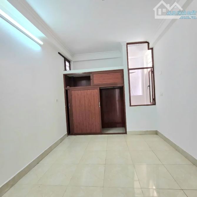 NHÀ 5 TẦNG MẶT NGÕ Ô TÔ  PHỐ CẦU GIẤY, THÔNG CÁC NGẢ , KINH DOANH TẤP NẬP GIÁ 13,2 TỶ. - 4