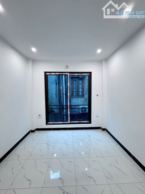 🏡 Bán nhà 5 tầng 40m² – Giá 4.8 tỷ tại Vĩnh Quỳnh, Thanh Trì - 4