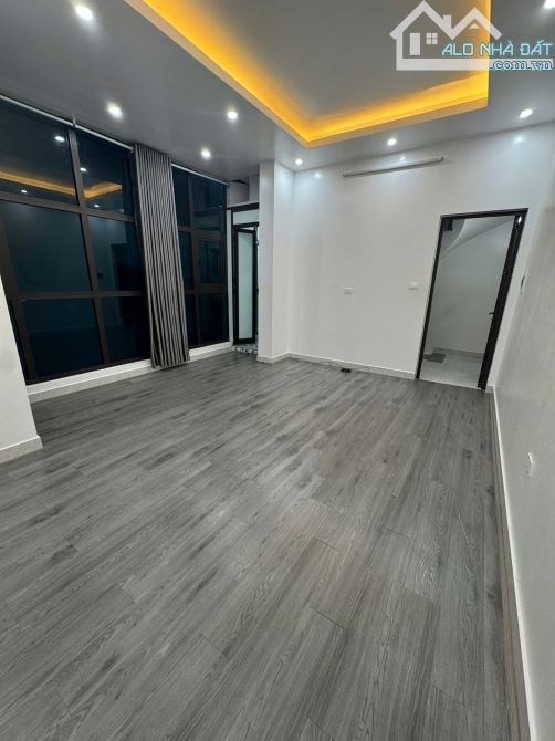 Nhà Đẹp - Ở Ngay-  Ngõ Nông - Phúc Tân - Hoàn Kiếm - Dt: 26m2/5tầng/7,2mMT*6,1 tỷ - 4