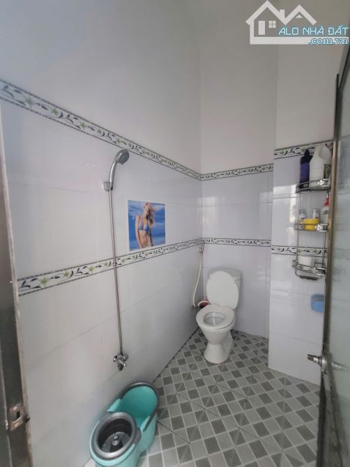 Bán nhà 1 trệt 1 lầu 4 phòng trọ phía sau gần đường Nguyễn Du Tp.Dĩ An chỉ 6ty500 TL M7403 - 4