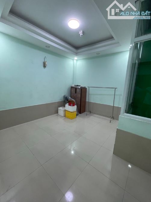 BÁN NHÀ 5 TẦNG SÁT MẶT TIỀN TRỊNH THỊ MIẾNG – GẦN CHỢ BẮP- 60M2- GIÁ CHỈ 5,3 TY TL - 5