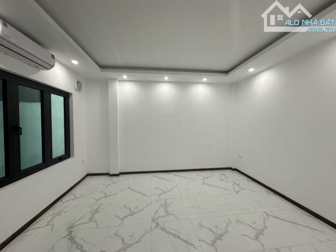 BÁN NHÀ PHỐ LÒ ĐÚC – TRUNG TÂM HAI BÀ TRƯNG – 30M² – 5 TẦNG – THANG MÁY