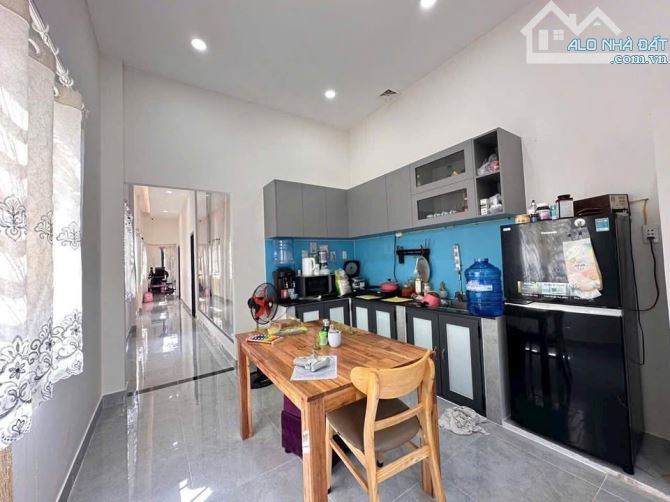 1 căn nhà nghĩ dưỡng, ven TP, SHR, 240m2, Tân Thông Hội, Giá chỉ 1 tỷ 190. - 5