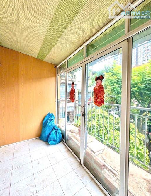 CẦN BÁN NHÀ HƠN 5 TỶ 🔥 - PHỐ YÊN XÁ - TÂN TRIỀU (hàng xóm tổng cục 5) - 5