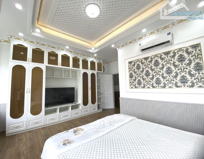 SIÊU PHẨM NHÀ PHỐ 4 TẦNG – ĐÀO TÔNG NGUYÊN – FULL NỘI THẤT – VÀO Ở NGAY – LIỀN KỀ QUẬN 7 - 5