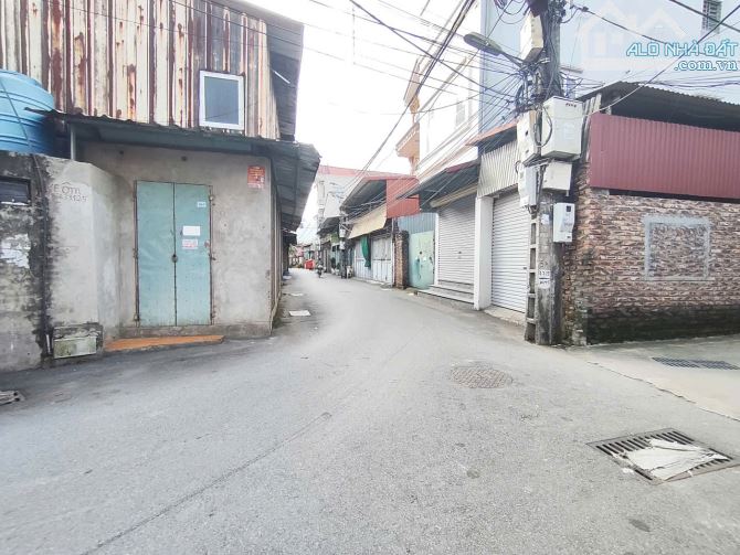 Mảnh đất vuông như bánh trưng Gần tinh lộ 277 và 271 thuộc khu phố HƯơng mạc, gia nhỉnh 1 - 5