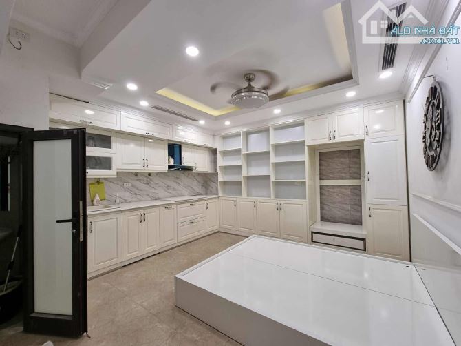 Khương Đình 63m2 - Nhà Đẹp 10 tỷ Nhỉnh, Lô Góc Ngõ Rộng, Gần Phố - 5