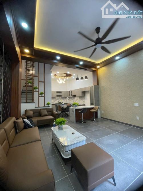 SIÊU PHẨM NHÀ MỚI CỨNG 3 LẦU SÂN THƯỢNG 5X14M2 HẺM XE HƠI 7M KÊNH TÂN HÓA GIÁ 7.8TỶ - 5