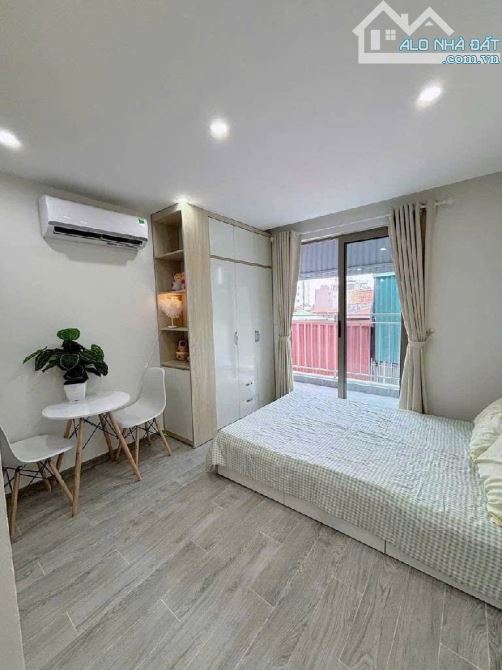 — 7 tầng thang máy/ 10 phòng full nội thất/ 60tr tháng/ 720 triệu năm - 5