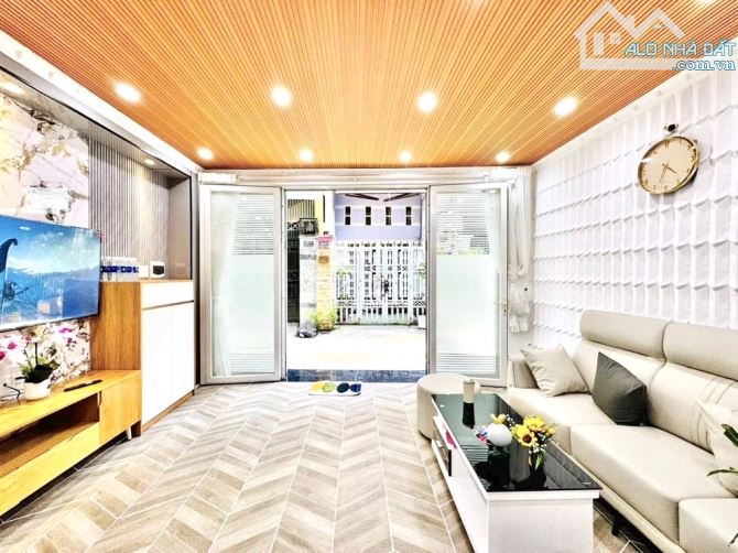 TT GÒ VẤP NGANG 4.7  X 10 HẺM XE HƠI - XE HƠI VÀO NHÀ - FULL NỘI THẤT SỊN SÒ VÀO Ở NGAY - - 5