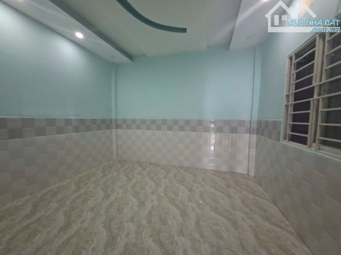B.Á.N Nhà kế bên Tên Lửa, cách Aeon mail Tân Bình 3p xe máy, Dt 5x11, Chỉ 4,2 tỷ - 5