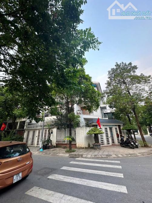 Biệt Thự Lô Góc MP 4 Làn Xe Cấp Tướng KĐT Xuân Phương Mỹ Đình 110m2 Mt 7m View Công Viên - 5