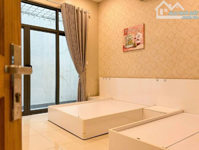BÁN NHÀ MỚI 3 TẦNG – HẺM THÔNG SÁT MẶT TIỀN SONG HÀNH, QUẬN 12 -114M2 - 5