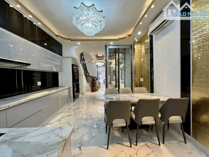 Bán nhà hẻm 7m 1979 Huỳnh Tấn Phát, Nhà Bè, DT 4 x18m, 3 lầu, St. Giá 9,8 tỷ - 5