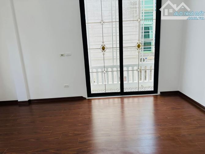 Sổ đỏ 46m, xây 5 tầng, mặt tiền 6.6m Giá bán 13.5 tỷ Phố Đội Cấn, Ba Đình, Hà Nội - 5