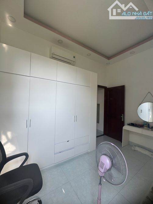 Giảm 350tr còn 4 tỷ- Bán nhà 3 tầng hẻm ô tô gần chợ Đồng Nai- Nha Trang - 5
