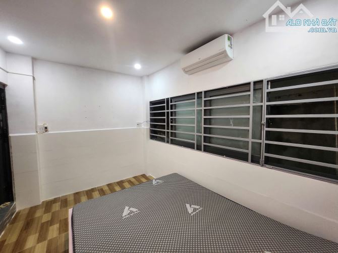 Nhà Cho Thuê Nguyên Căn Hẻm Vip Quận 1 - 5