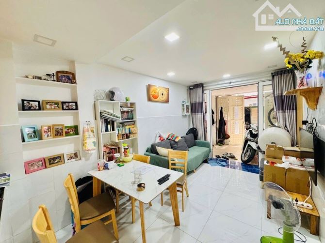 🌹🌹 HIẾM LÝ CHÍNH THẮNG Q3, 42M2, 2 TẦNG, 2 PN, 2 WC. GIÁ: 5,7 TỶ🌹🌹 - 5