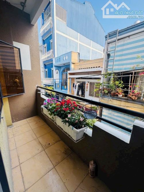 CƯ XÁ PHÚ LÂM A - QUẬN 6 - GIÁP QUẬN 11 - 4x16m 64m2 - 4Pn - HẺM 4M - CHỈ 6.1 TỶ CÒN BỚT - 5