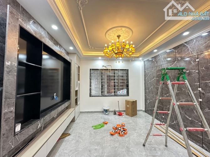 Cần chuyển nhượng căn nhà 5 tầng thang máy lô 22 lê hồng phong ngô quyền . - 5