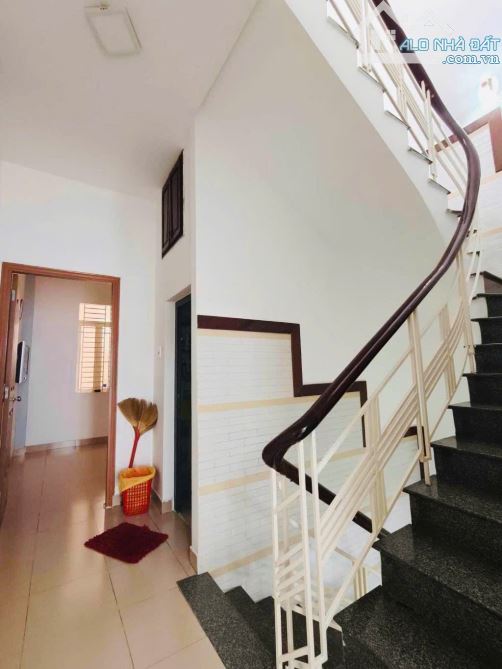 Nhà 3 tầng chợ Phạm Văn Bạch P.12 Gò Vấp – 60m², 4PN, giá hơn 6 tỷ - 5