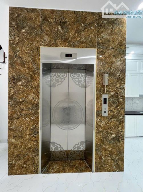 Bán nhà mặt ngõ Lê Trọng Tấn - Hà Đông, nhà đẹp 57m² thang máy, 2 thoáng - full nội thất - 5