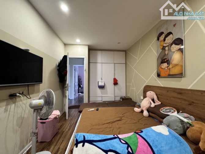 Bán nhà Ngọc Lâm,Long Biên 4 tầng,57m,mt5m oto đỗ cửa nhỉnh 11 tỷ - 5