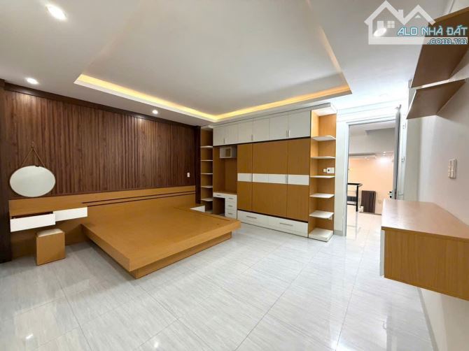 Nhà mê lửng mặt tiền hẻm Y Moan kinh doanh được - 6